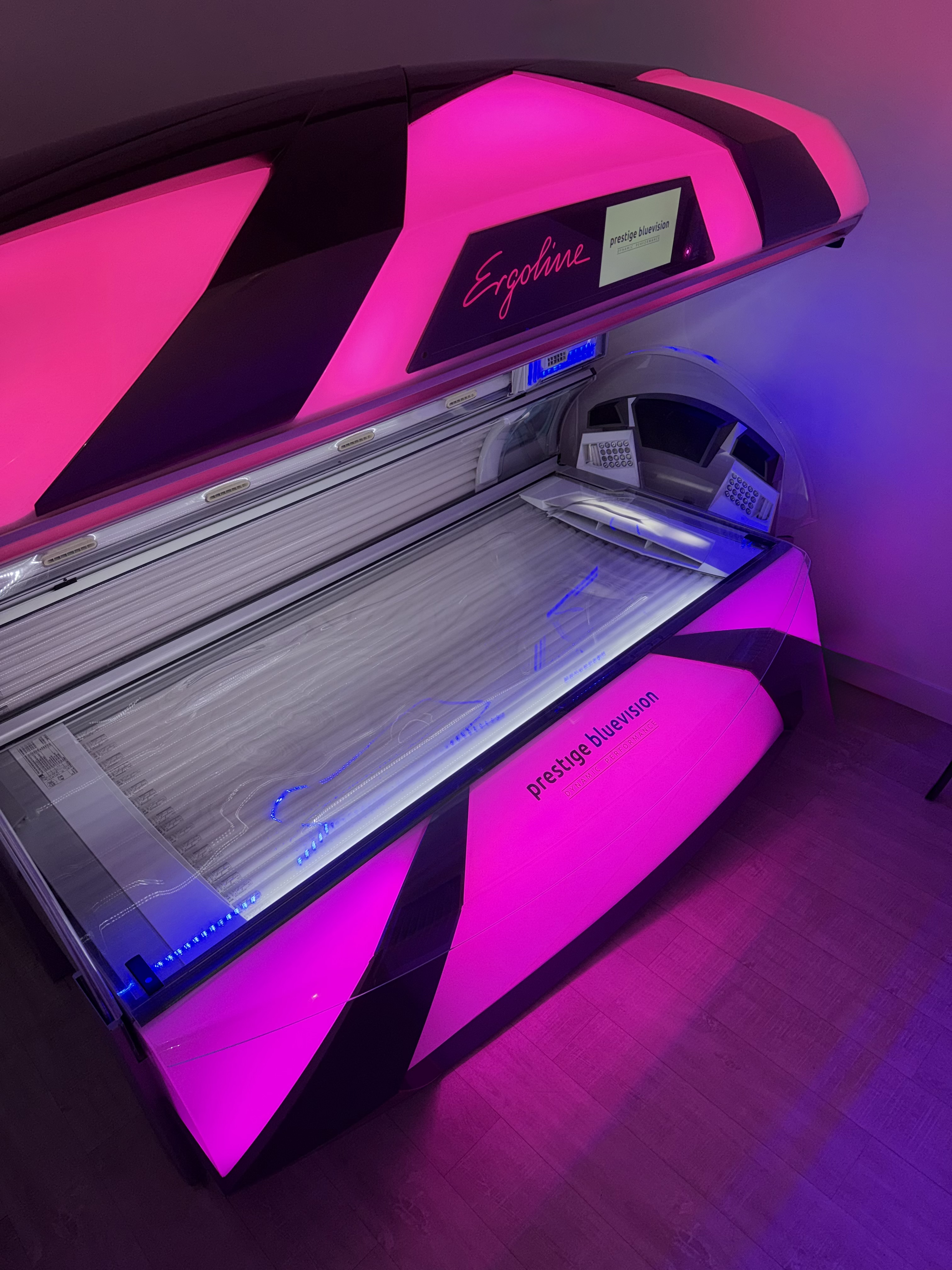 Ergoline Prestige BlueVision in Room 8